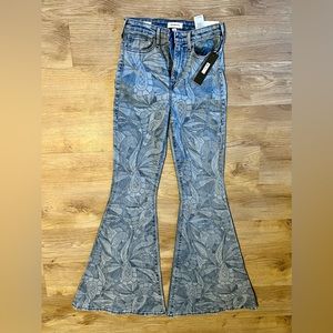 True Religion size 28 NWT Hugh waisted floral print flare y2k vintage style jean